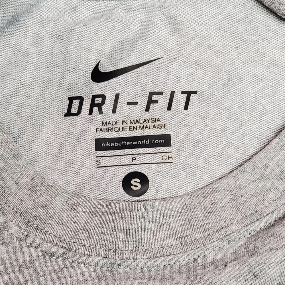 Nike Dri-FIT Tee Size Small Grey - Picture 7 of 10